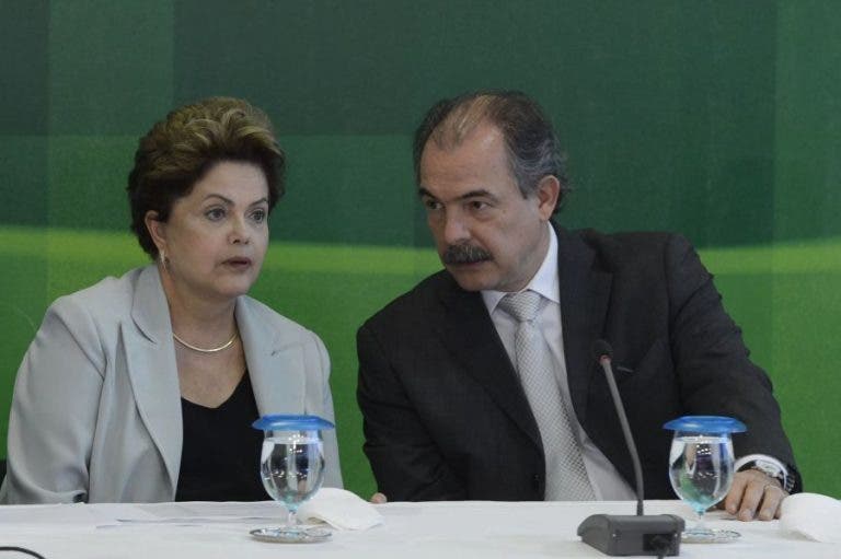 dilma-mercadante-768x511